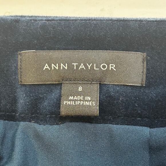 Ann Taylor velvet lined knee length skirt with pockets size 8 - Picture 6 of 8